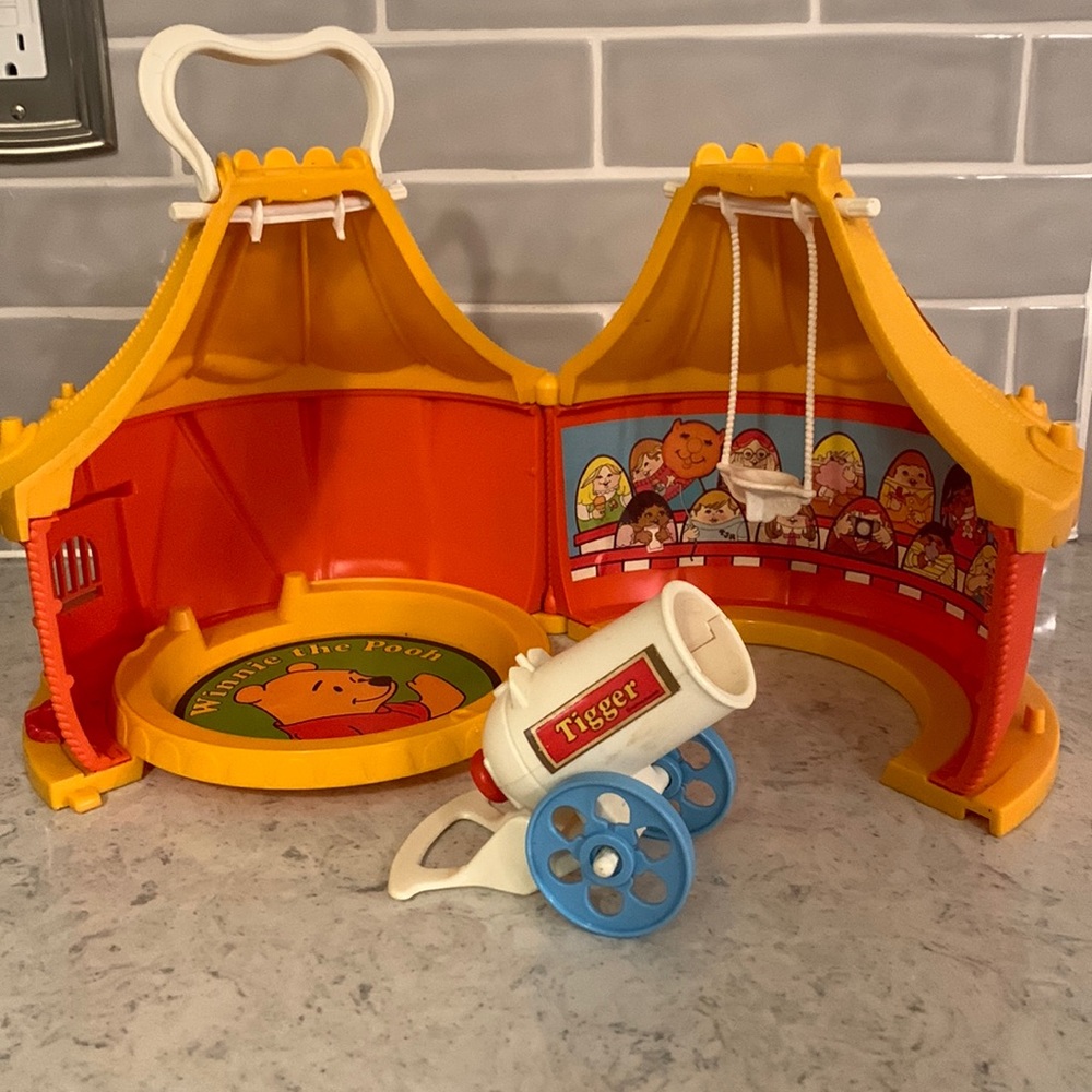 Vintage 1977 Weebles Winnie The Pooh Circus Tent
